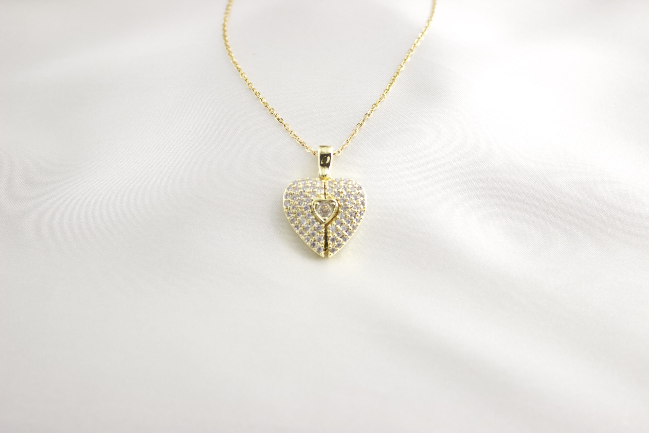 Engraved Angel Wing Heart Pendant Necklace - Image 5