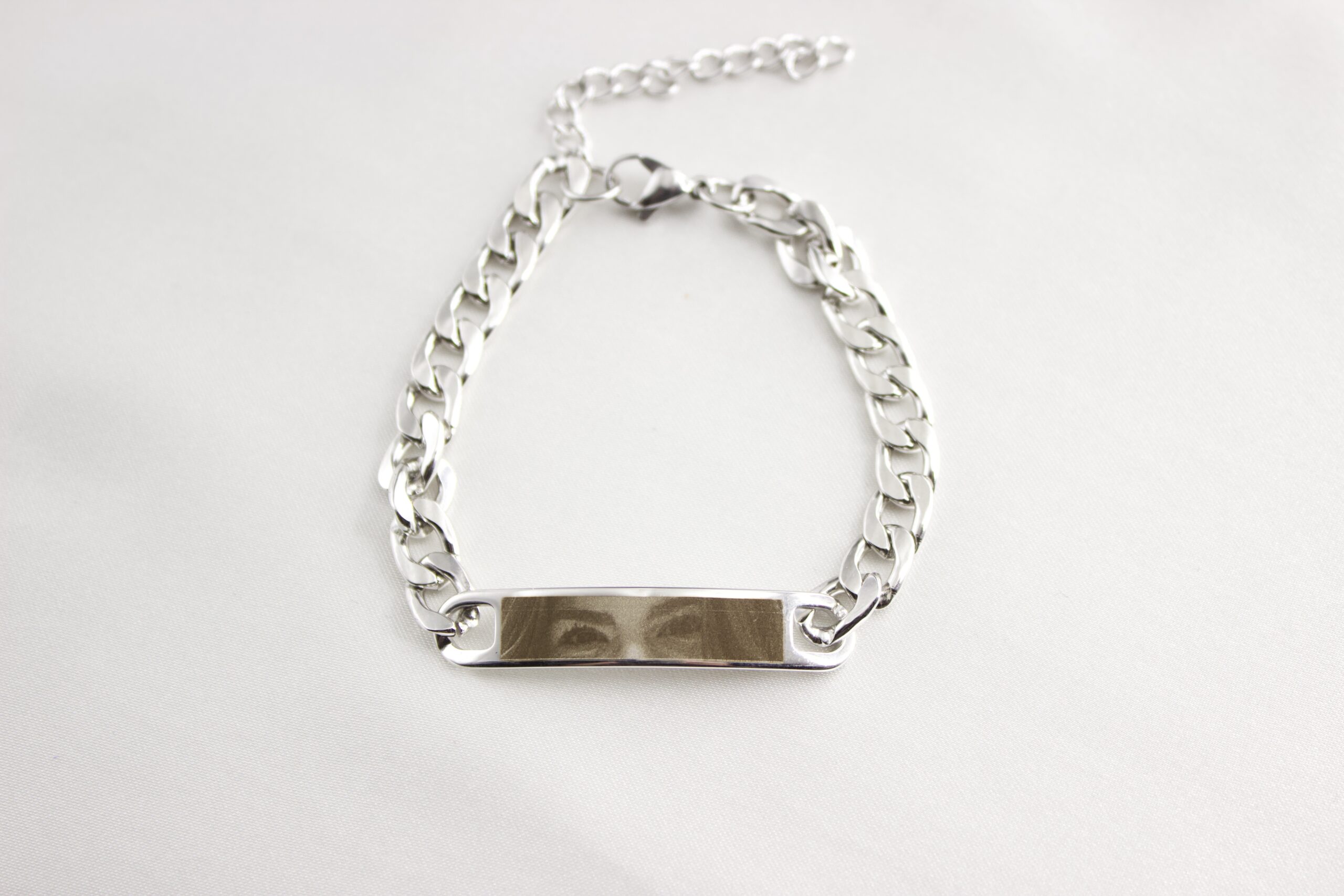 The Look of Love Bracelet - Image 3