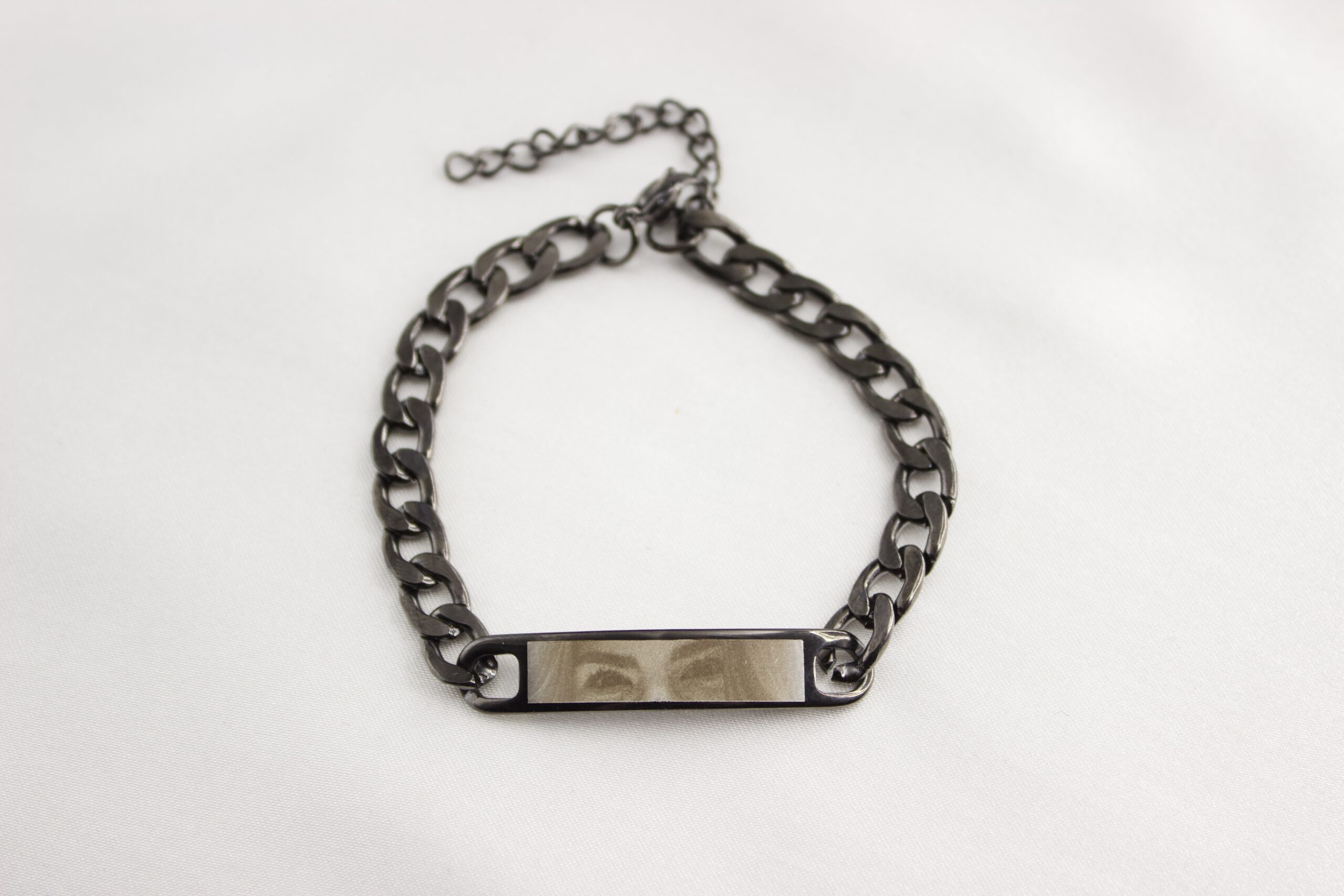 The Look of Love Bracelet - Image 2