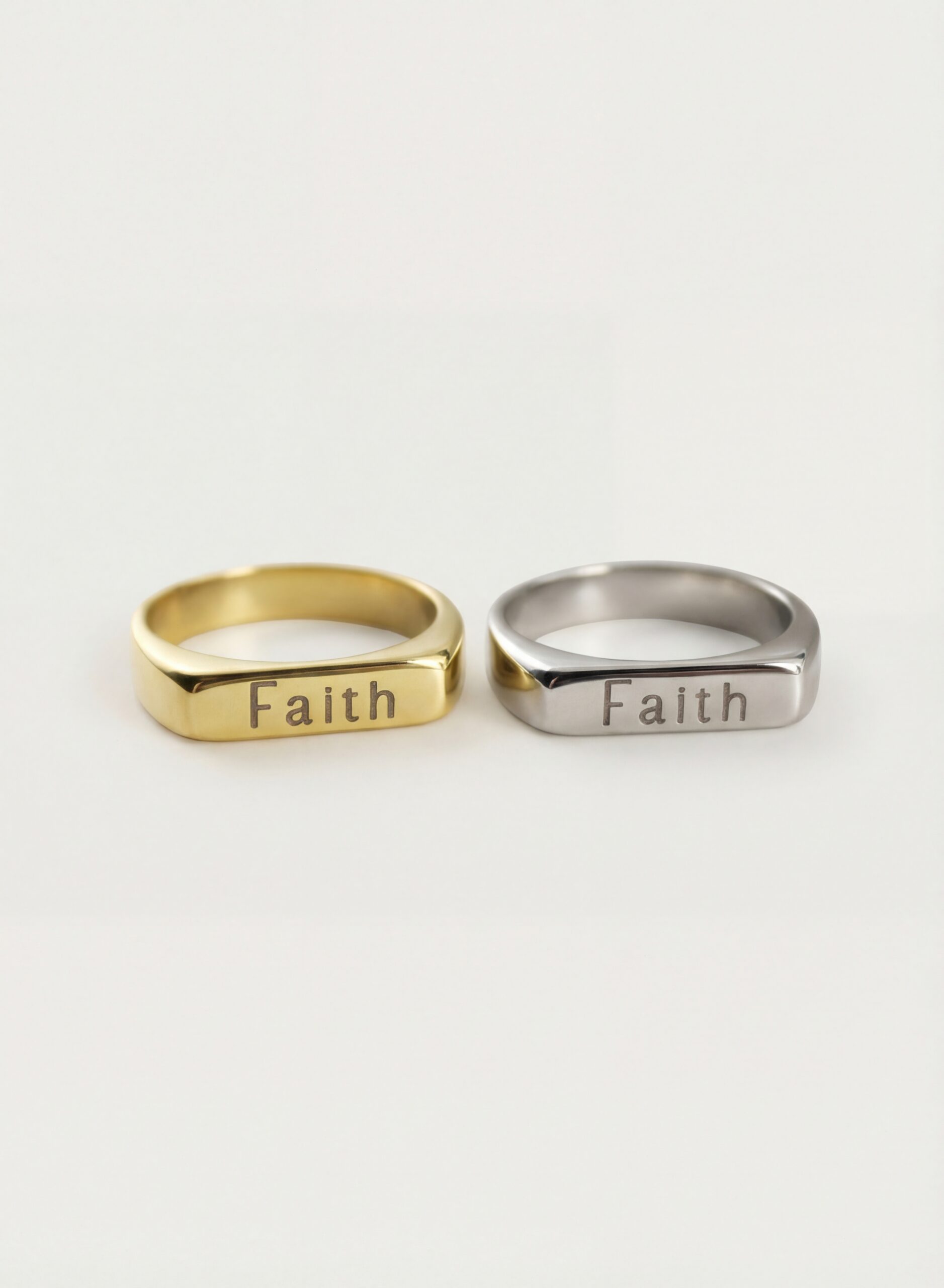 18K Gold Rectangular Ring - Image 4